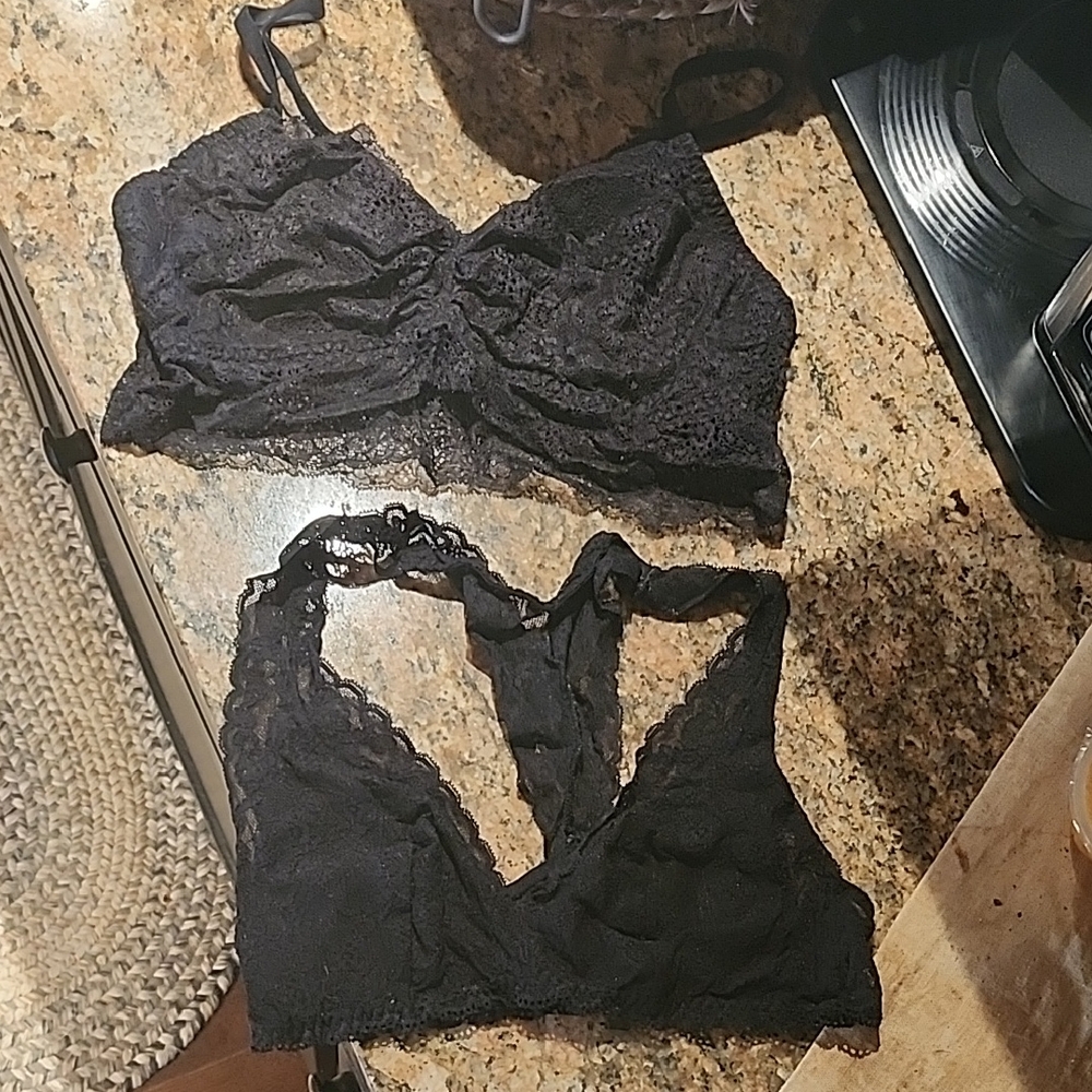 Victoria's Secret Medium Black Lace Bralette Set